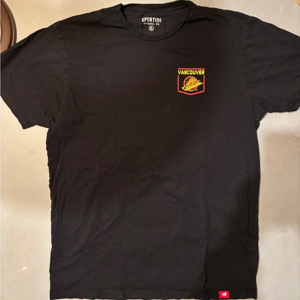Vancouver Canucks graphic tee with retro design